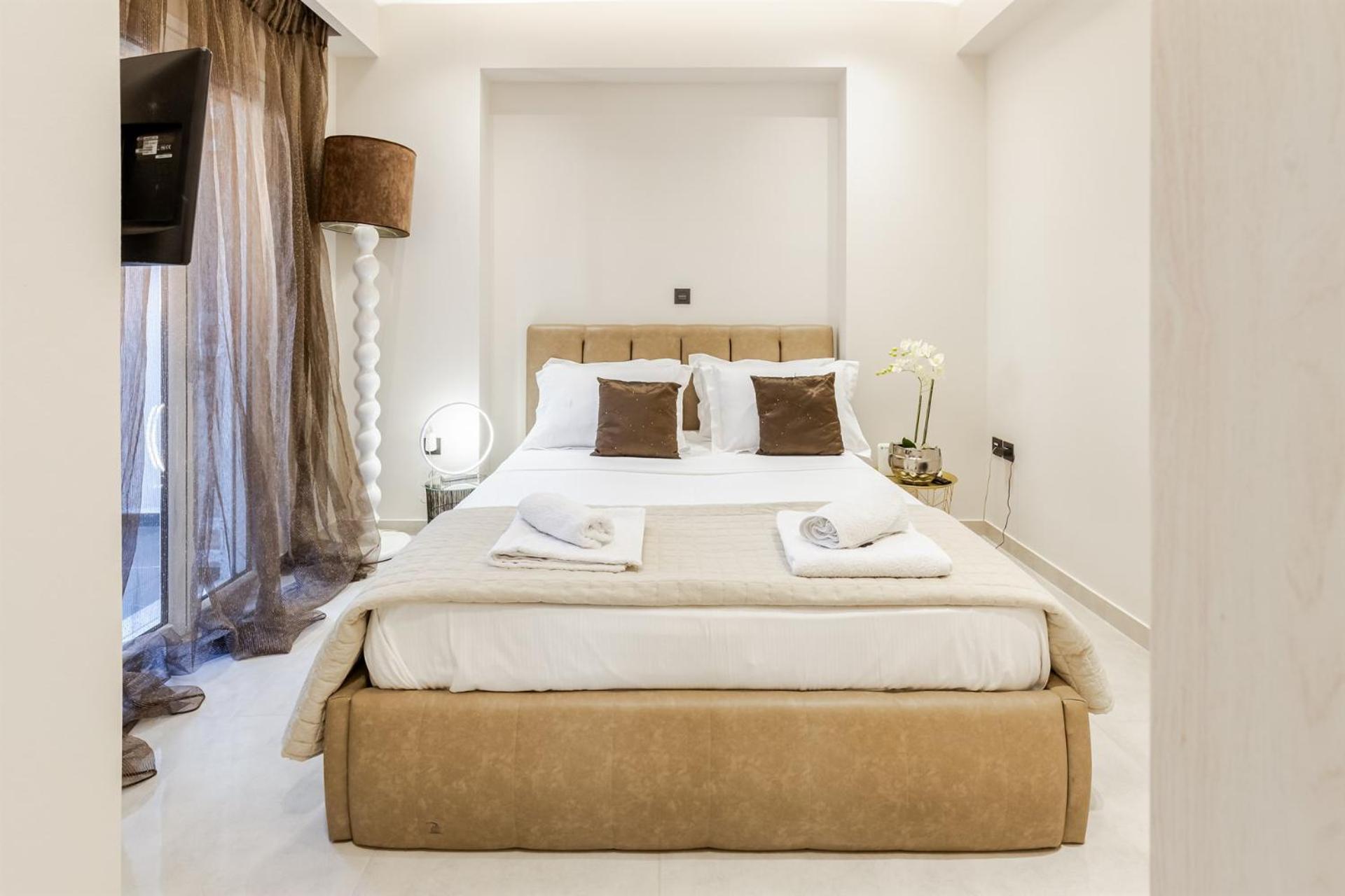 מונמבאסיה Vivian'S Luxury Suite מראה חיצוני תמונה