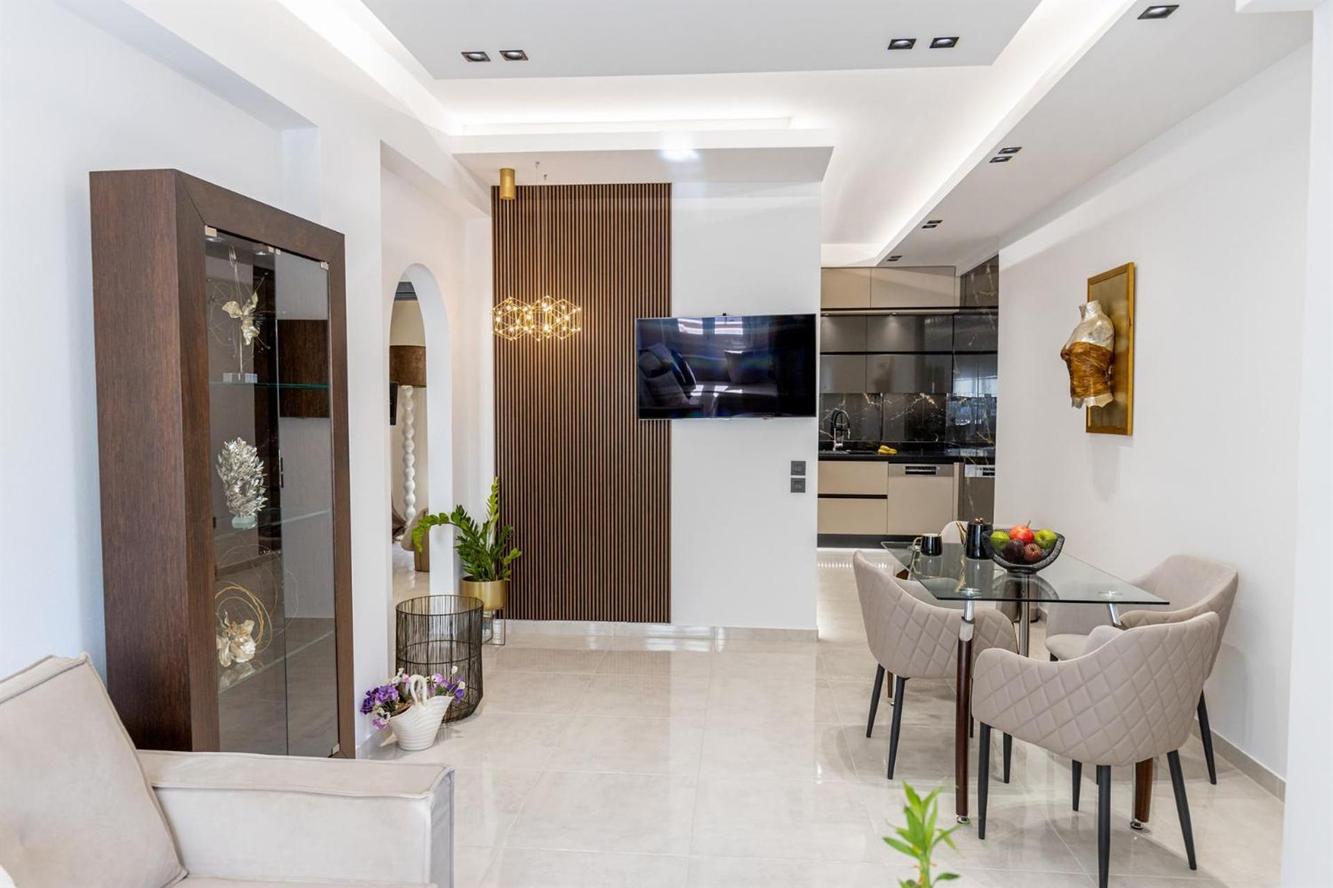 מונמבאסיה Vivian'S Luxury Suite מראה חיצוני תמונה